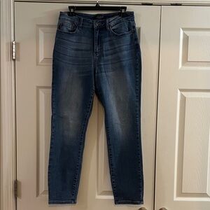 Judy Blue Boyfriend fit Jeans Size 9/29